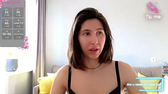 Snapshot of marrycolins chatting on 02.08.25 marrycolins online show from 02.08.25