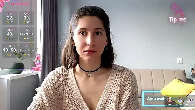 Snapshot of marrycolins chatting on 02.10.25 marrycolins online show from 02.10.25