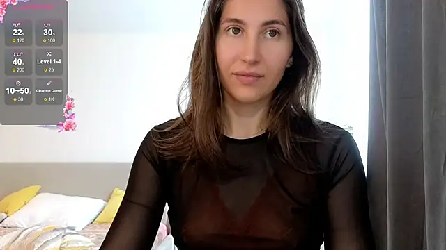 Snapshot of marrycolins chatting on 09.20.25 marrycolins online show from 09.20.25