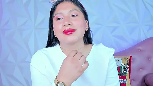 LinnaGardenia online show from 12.11.24