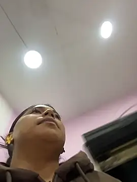 LinnaGardenia online show from 02.07.26