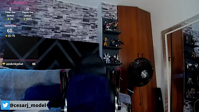 Snapshot of cesar_jonnes chatting on 12.11.24 cesar jonnes online show from 12.11.24