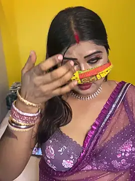 Snapshot of OrgsmMust chatting on 03.09.25 OrgsmMust online show from 03.09.25