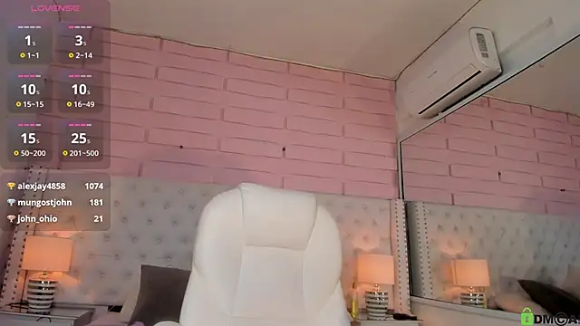 Yaaky  online show from 02.24.25