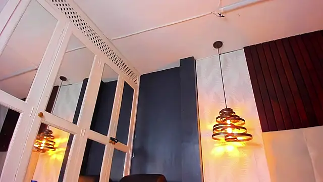 Snapshot of AlessandroDybala chatting on 03.19.25 AlessandroDybala online show from 03.19.25