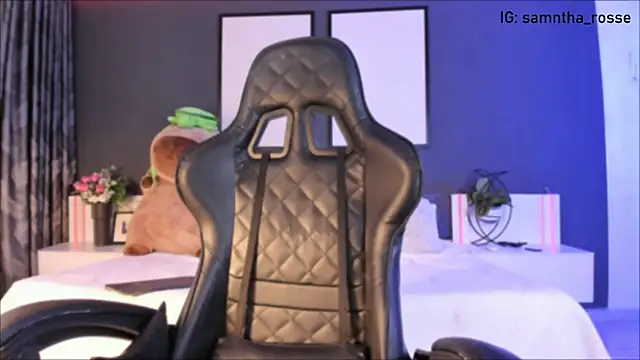 Snapshot of Leyli_Doll chatting on 10.02.25 Leyli Doll online show from 10.02.25