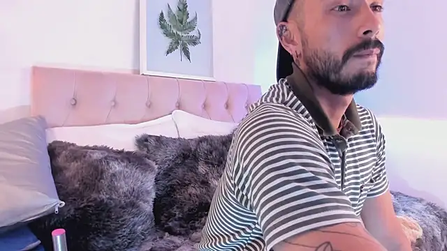 Snapshot of Tom_cooper_ chatting on 09.09.25 Tom cooper online show from 09.09.25