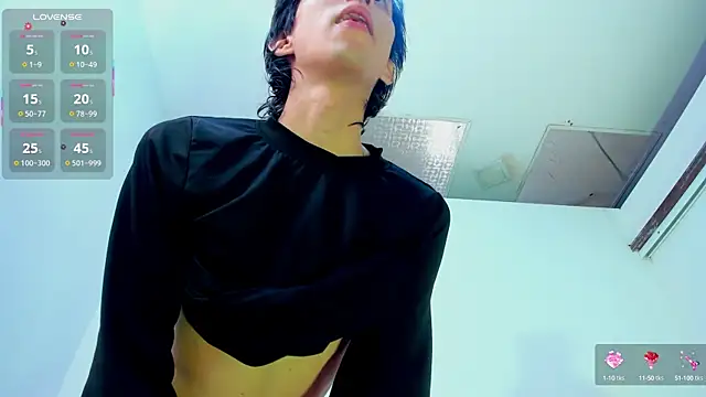 JeanRam18 online show from 09.19.25