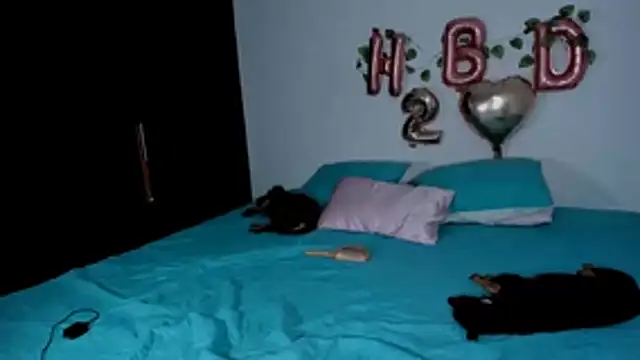 Lauren A online show from 12.17.25