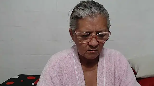 candy mature  online show from 12.01.25