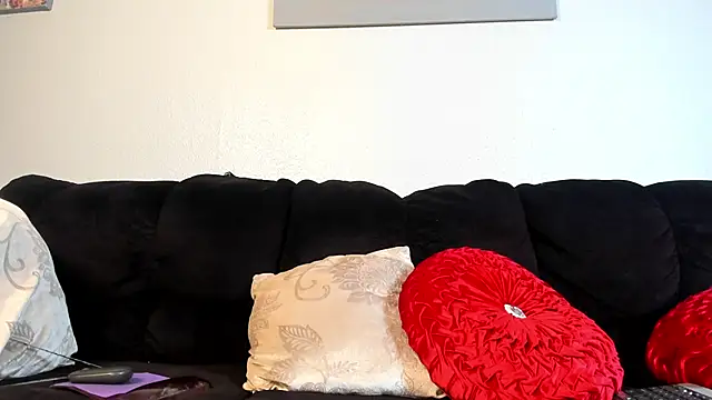 yiauana online show from 03.07.25