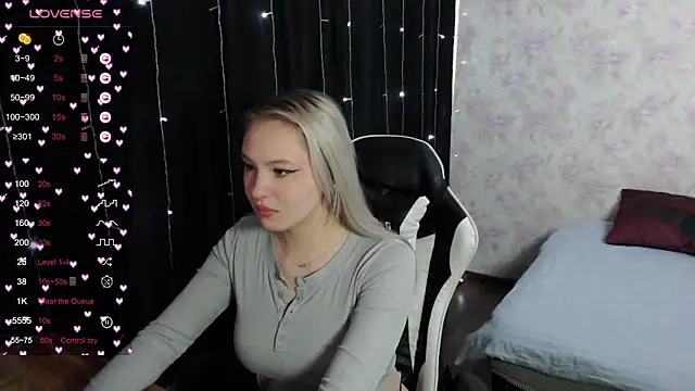 VikaPowers online show from 03.11.25