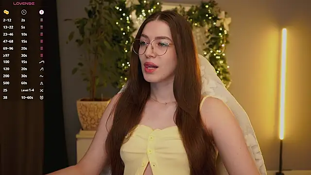 Snapshot of Ester_Hill chatting on 01.13.26 Ester Hill online show from 01.13.26