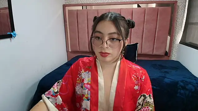 MiaWils  online show from 05.20.26