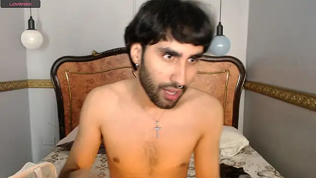 Snapshot of MilanZaire chatting on 02.02.25 MilanZaire online show from 02.02.25