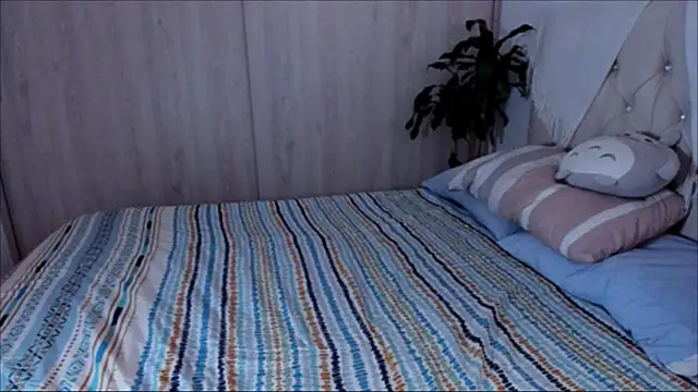 Snapshot of dimitri_targaryen chatting on 10.08.25 dimitri targaryen online show from 10.08.25