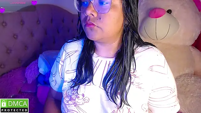 KittyHot20 online show from 11.28.25