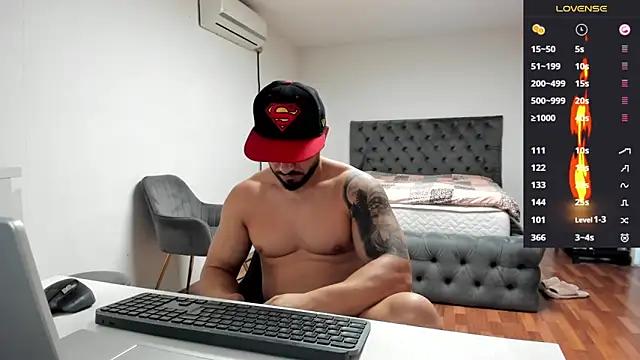 supermanboy94 online show from 10.22.25