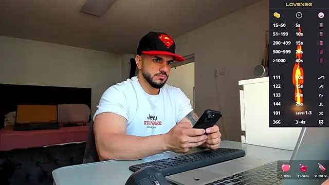 Snapshot of supermanboy94 chatting on 04.23.26 supermanboy94 online show from 04.23.26