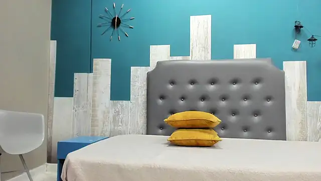 Snapshot of Rhaegal_hot chatting on 12.19.24 Rhaegal hot online show from 12.19.24