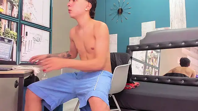 Snapshot of Rhaegal_hot chatting on 02.20.25 Rhaegal hot online show from 02.20.25