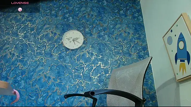 Snapshot of Rhaegal_hot chatting on 11.08.25 Rhaegal hot online show from 11.08.25