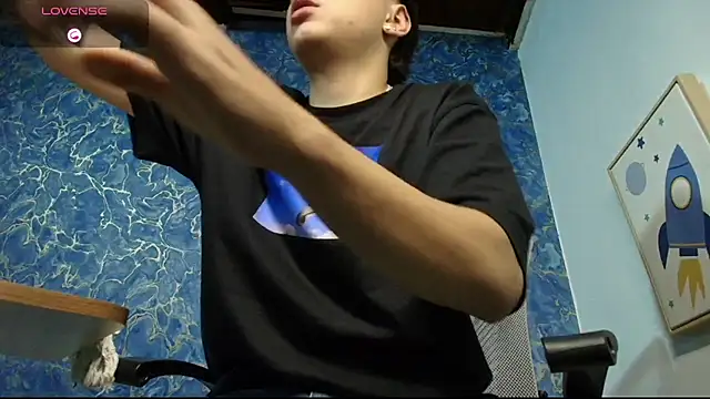 Snapshot of Rhaegal_hot chatting on 02.27.26 Rhaegal hot online show from 02.27.26