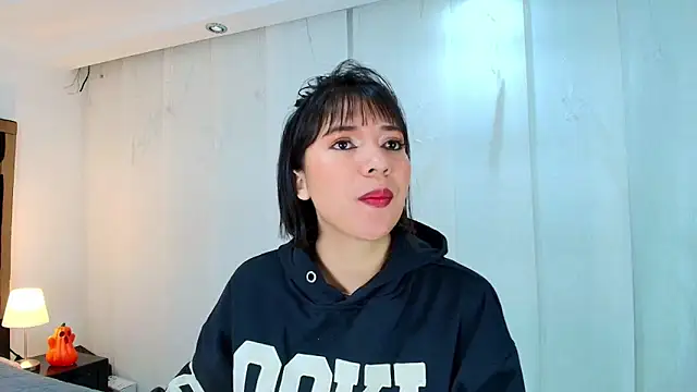 lina bedoya  online show from 10.16.25