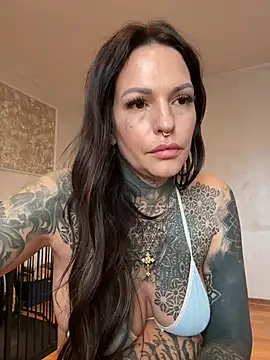 Snapshot of AileenInkOfficial chatting on 02.12.25 AileenInkOfficial online show from 02.12.25