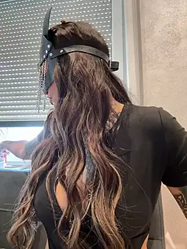 Snapshot of AileenInkOfficial chatting on 02.27.25 AileenInkOfficial online show from 02.27.25