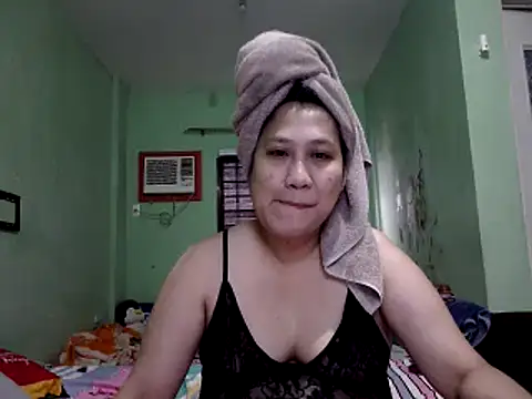 Snapshot of sweetsexysmile chatting on 07.24.26 sweetsexysmile online show from 07.24.26
