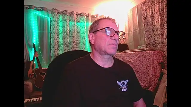 Snapshot of coryassman chatting on 12.10.24 coryassman online show from 12.10.24