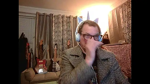 Snapshot of coryassman chatting on 01.12.25 coryassman online show from 01.12.25