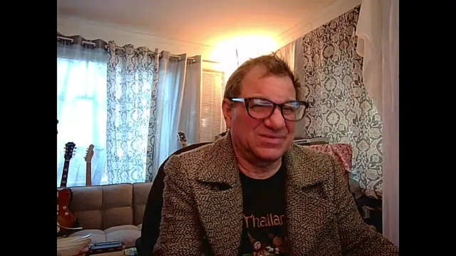 Snapshot of coryassman chatting on 01.18.25 coryassman online show from 01.18.25