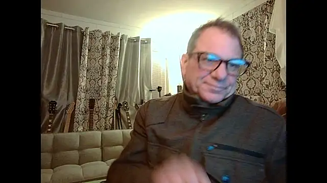 Snapshot of coryassman chatting on 01.28.25 coryassman online show from 01.28.25