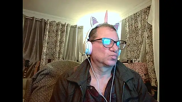 Snapshot of coryassman chatting on 02.05.25 coryassman online show from 02.05.25