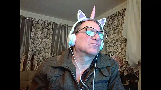 Snapshot of coryassman chatting on 02.12.25 coryassman online show from 02.12.25