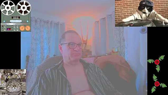 Snapshot of coryassman chatting on 09.08.25 coryassman online show from 09.08.25