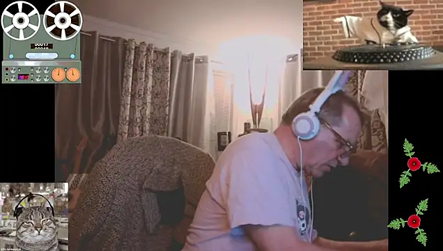 Snapshot of coryassman chatting on 09.11.25 coryassman online show from 09.11.25