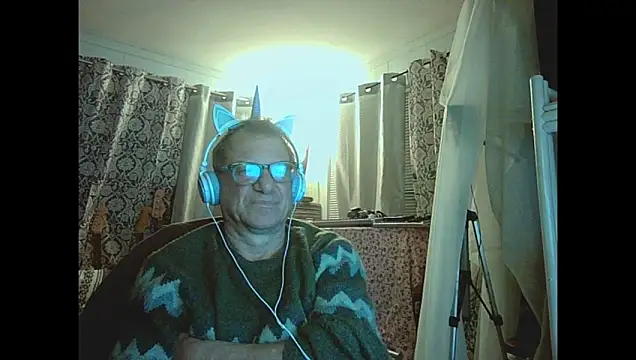 Snapshot of coryassman chatting on 04.08.26 coryassman online show from 04.08.26