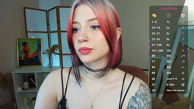 Snapshot of arielabradberry chatting on 11.06.25 arielabradberry online show from 11.06.25