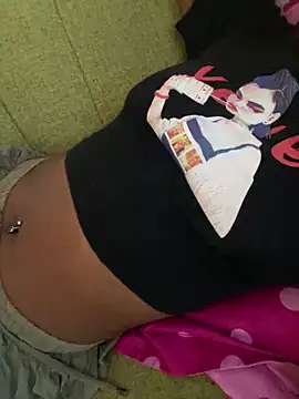 Snapshot of shishbabe chatting on 11.26.25 shishbabe online show from 11.26.25