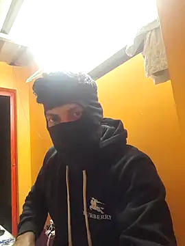 Snapshot of model_yesx chatting on 01.05.25 model yesx online show from 01.05.25