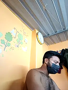 Snapshot of model_yesx chatting on 02.28.25 model yesx online show from 02.28.25