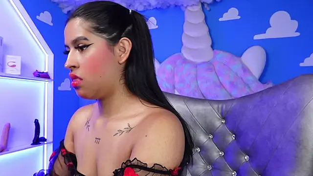 Snapshot of miss_romyna chatting on 02.17.25 miss romyna online show from 02.17.25