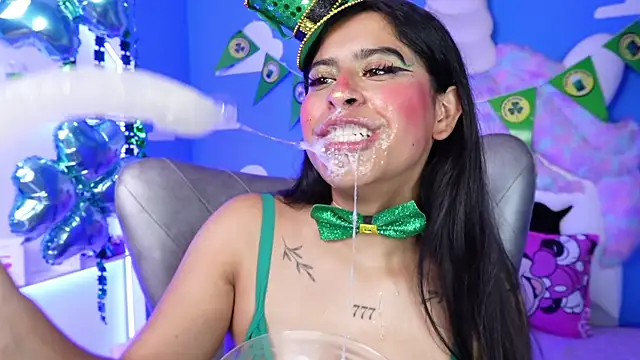 Snapshot of miss_romyna chatting on 03.17.25 miss romyna online show from 03.17.25