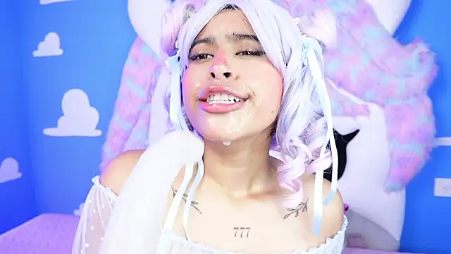 Snapshot of miss_romyna chatting on 03.21.25 miss romyna online show from 03.21.25