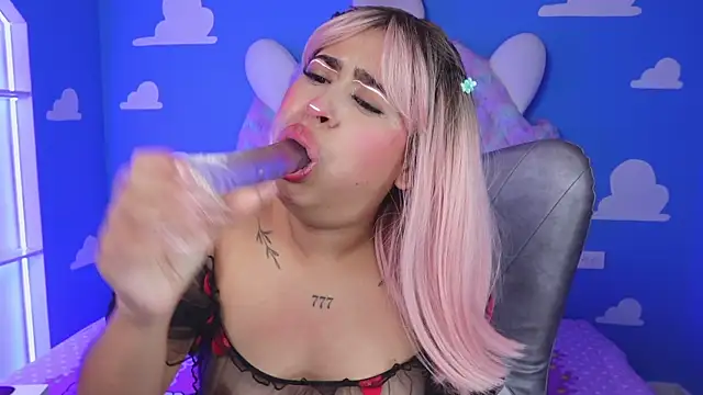 Snapshot of miss_romyna chatting on 09.24.25 miss romyna online show from 09.24.25