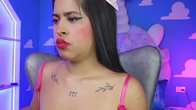 Snapshot of miss_romyna chatting on 01.08.26 miss romyna online show from 01.08.26