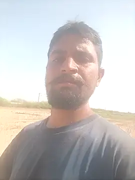 Snapshot of lovesuna chatting on 02.18.25 lovesuna online show from 02.18.25